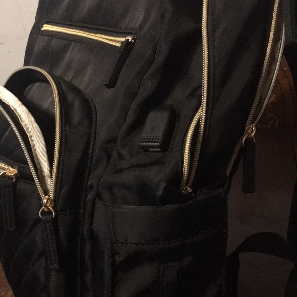 Bostanten black And Gold Backpack - Picture 11 of 15